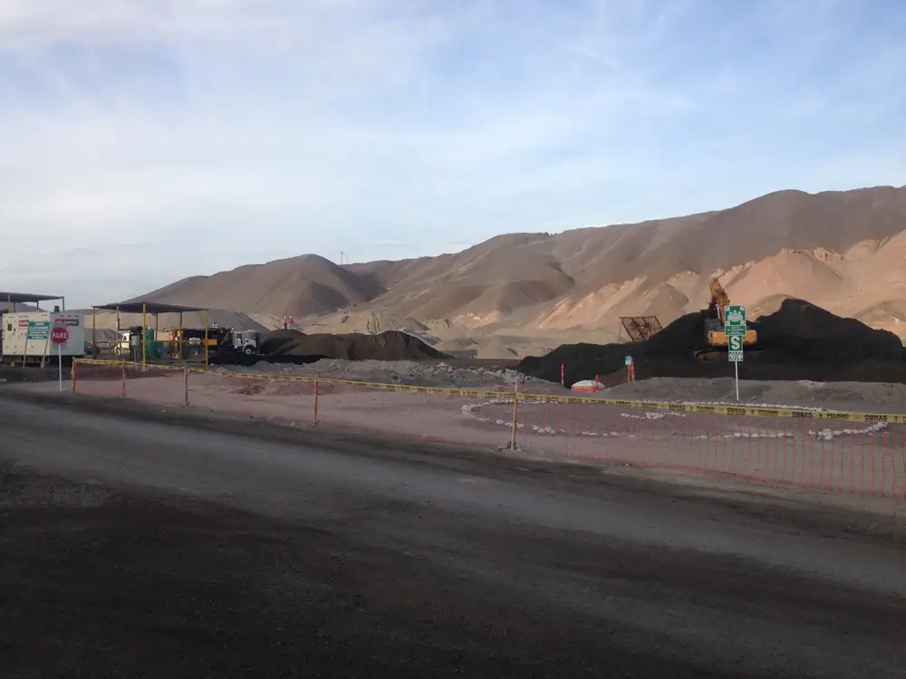 Bacheo con mezcla en frío