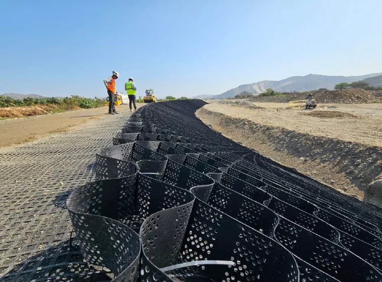 Defensa ribereña Rio Zarumilla, Tumbes, Perú