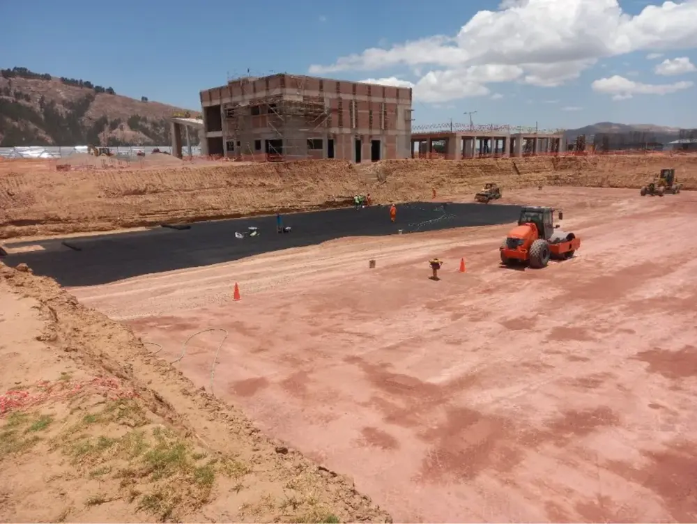 Mejoramiento de fundación del Hospital Lucio Aldazabal Pauca. Huancané, Puno, Perú