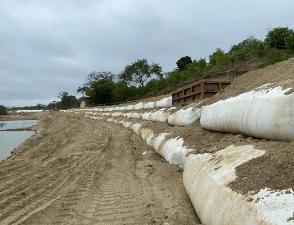 Río Zarumilla, Tumbes, Perú