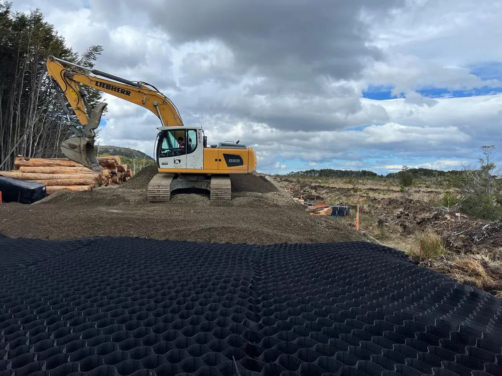 Proyecto Camino Río Hollemberg – Río Perez, Magallanes y Antártica Chilena. Chile